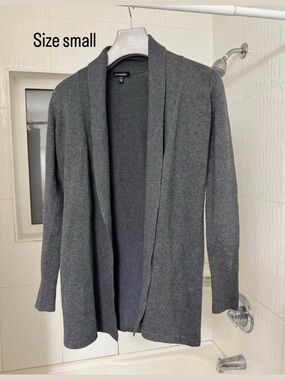 Le chateau sweater bundle- soft and versatile